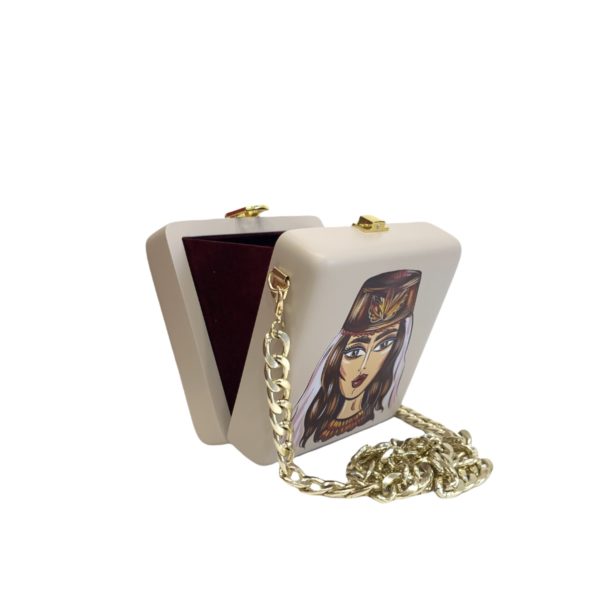 biege square wooden handbag